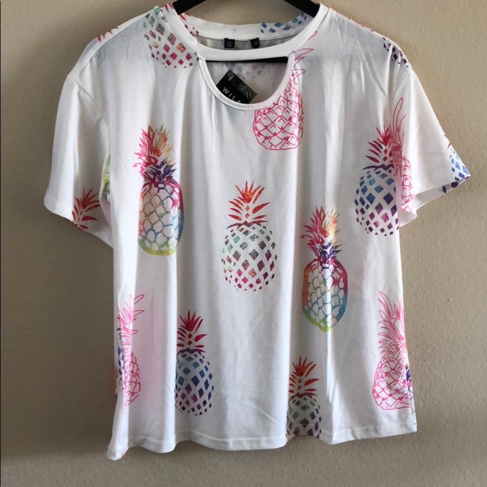 Pineapple choker graphic Tee - Picture 5 of 8